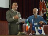 1° raduno Ascoli Piceno dal 9 al 10 settembre 2011 -  foto...195 - vengono scambiati i regali.jpg